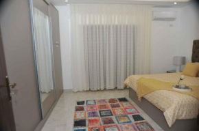 Amazing one Bedroom Apartment in Amman Elwebdah 6